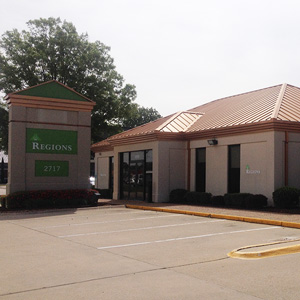 East Race St Branch | Regions Bank in Searcy, AR | Regions Bank